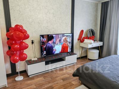 1-бөлмелі пәтер · 38 м² · 3/5 қабат, Академика Бектурова 21 — Торайгырова, бағасы: 2 000 〒 в Павлодаре