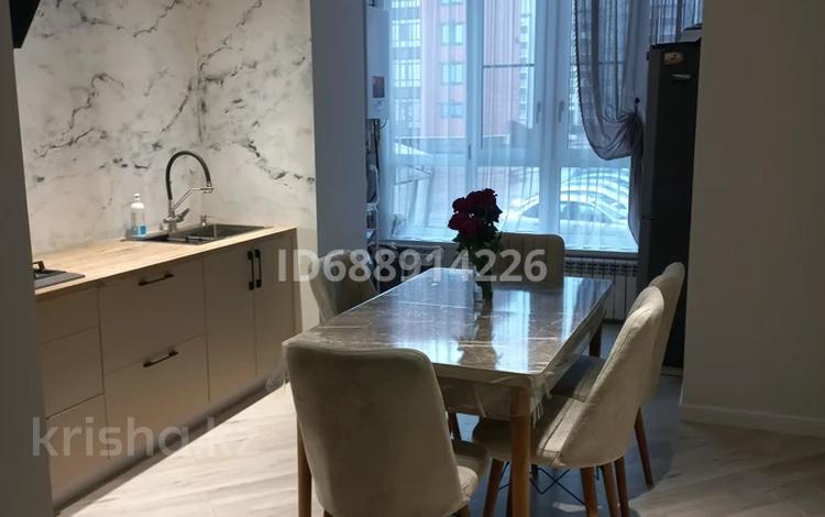 4-комнатная квартира, 126 м², 1/5 этаж, мкр. Алтын орда, Мангилик Ел 32 за 54 млн 〒 в Актобе, мкр. Алтын орда — фото 2