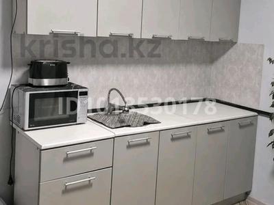 3-бөлмелі пәтер · 72 м² · 8/9 қабат, 10 микр 5 — Остановка Музей, бағасы: 20 млн ₸ в Аксае
