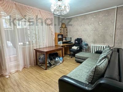 2-комнатная квартира · 48 м² · 1/5 этаж, самал за 17 млн 〒 в Талдыкоргане, мкр Самал