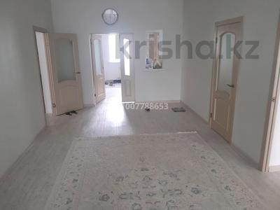 Отдельный дом · 4 комнаты · 177.7 м² · 8 сот., мкр Байтак-2, 30 14 за 27 млн 〒 в Атырау