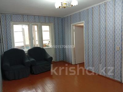 4-комнатная квартира · 63 м² · 2/5 этаж, Камзина за 80 000 ₸ в Аксу