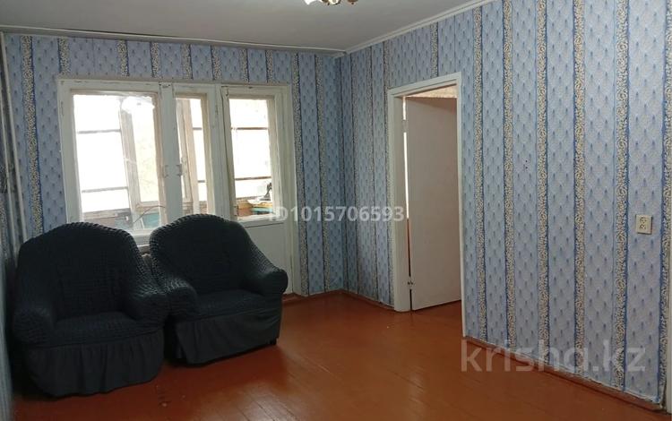 4-комнатная квартира · 63 м² · 2/5 этаж, Камзина за 80 000 ₸ в Аксу — фото 2