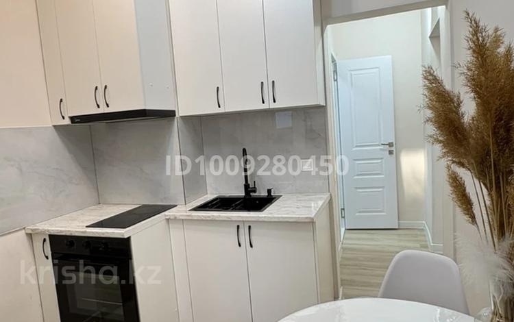 1-комнатная квартира · 40 м² · 11/12 этаж, мкр Аксай-1А 8 — Төле би / Момышұлы за 12 000 ₸ в Алматы, Ауэзовский р-н — фото 16