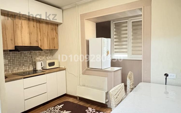 1-комнатная квартира · 40 м² · 8/12 этаж, мкр Аксай-1А 9 — Төле би / Момышұлы за 12 000 ₸ в Алматы, Ауэзовский р-н — фото 25
