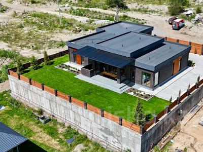 Отдельный дом · 4 комнаты · 255 м² · 10 сот., Дружбы Народов 9/2 за 330 млн 〒 в Усть-Каменогорске, Ульбинский