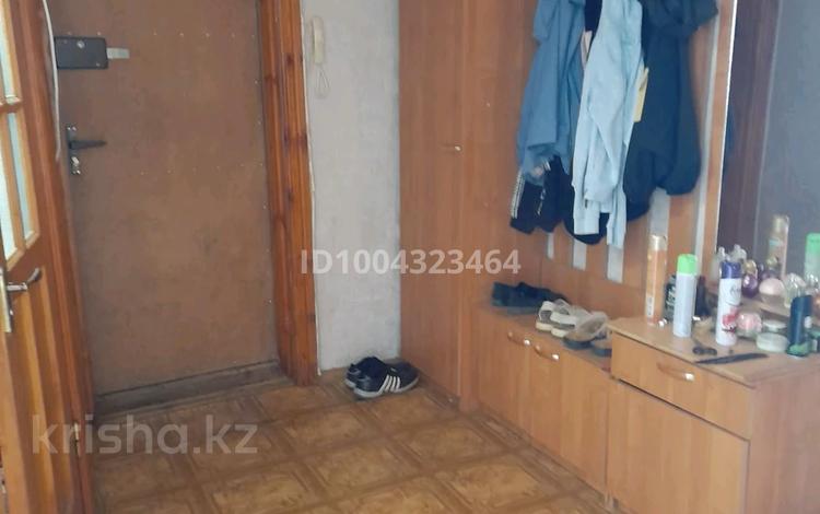 3-комнатная квартира · 62 м² · 4/5 этаж, Абая 67 — ЦОН, пересечение улиц Абая и Токсан Би за 19.5 млн ₸ в Петропавловске — фото 2