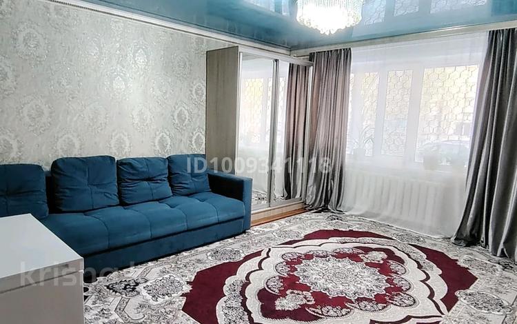 3-комнатная квартира · 60 м² · 1/5 этаж, Энергетиков 42 за 13 млн ₸ в Экибастузе — фото 2