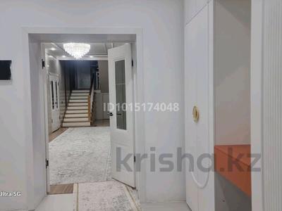 Жеке үй · 7 бөлме · 350 м² · 8 жүзд., Т.Токтаров — Мир мен Торайғыров көшелерінің ортасы, бағасы: 55 млн ₸ в 
