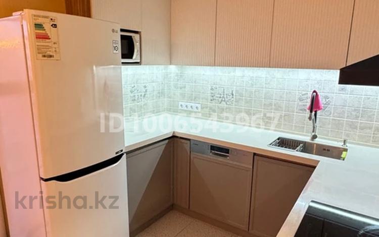 2-комнатная квартира · 64 м² · 5/5 этаж, Муканова 49/10 за 240 000 〒 в Караганде, Казыбек би р-н — фото 8