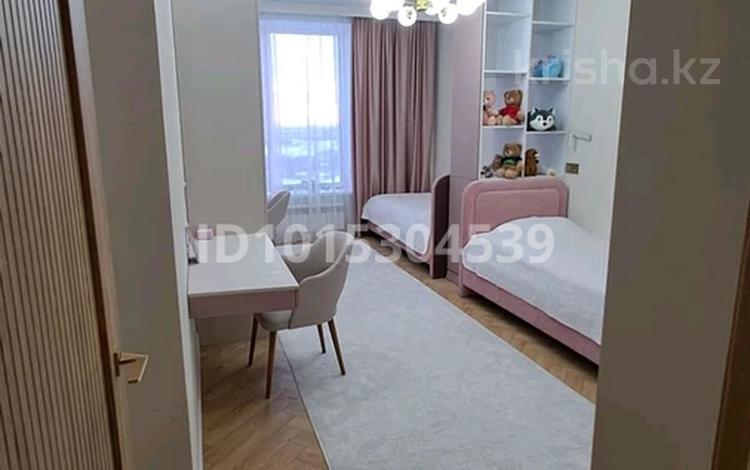 4-комнатная квартира · 117 м² · 5/9 этаж, Сызганова 1/1 — напротив Центральной Республиканской мечети за 119 млн ₸ в Астане, Есильский р-н — фото 2