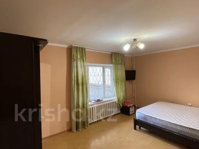 1-комнатная квартира · 38 м² · 2/5 этаж, Каирбекова — Жибек Жолы за 250 000 ₸ в Алматы, Медеуский р-н