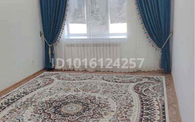 2-бөлмелі пәтер · 58 м² · 5/9 қабат, 2 ш/а., Нур актобе 20а 20 — Нур Актобе 20а, бағасы: 130 000 ₸ в мкр 8 — фото 2