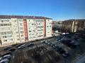2-бөлмелі пәтер · 82.7 м² · 6/6 қабат, Жеңіс ш/а 32/1, бағасы: 29 млн ₸ в Уральске, мкр Женис — фото 14