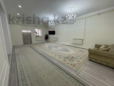 Отдельный дом • 7 комнат • 300 м² • 10 сот., 2024 2024 за 32 млн 〒 в Кызылтобе 2