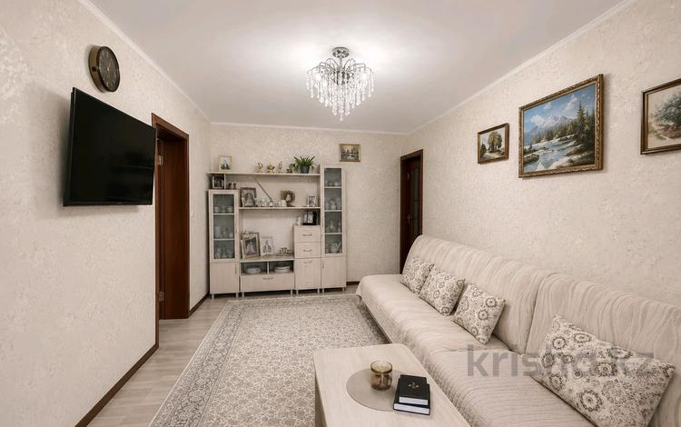 4-комнатная квартира · 61.9 м² · 3/5 этаж, Майкудук, Майкудук, 17й микрорайон за 15.8 млн ₸ в Караганде, Алихана Бокейханова р-н — фото 2