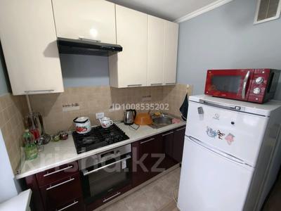 3-комнатная квартира · 64 м² · 4/5 этаж, мкр Казахфильм 4 за 350 000 ₸ в Алматы, Бостандыкский р-н