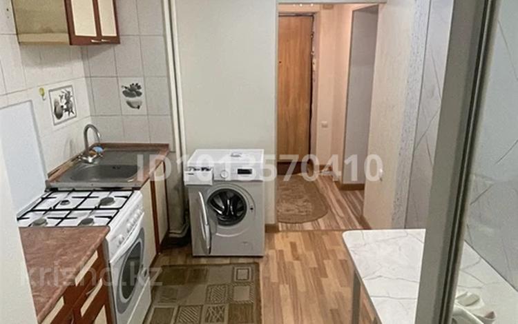 1-комнатная квартира · 36 м² · 2/5 этаж, Проспект Момышулы 25 за 250 000 ₸ в Шымкенте, Абайский р-н — фото 2
