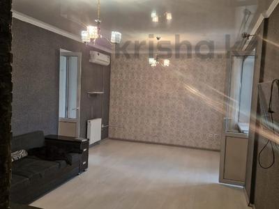 2-комнатная квартира, 64 м², 2/10 этаж, Кенесары хана за 36 млн 〒 в Алматы, Наурызбайский р-н