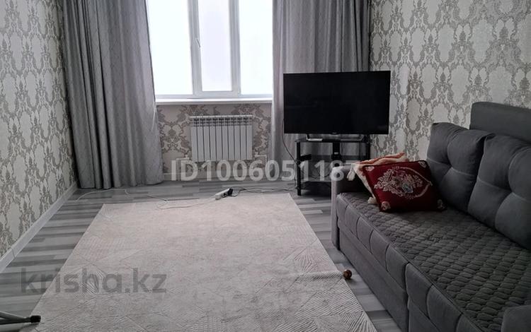 2-бөлмелі пәтер · 74 м² · 7/7 қабат, мкр. Алтын орда, мкр Батыс 2 49Д — рядом школа Smart Bilim, гипермаркет Анвар., бағасы: 30 млн 〒 в Актобе — фото 2