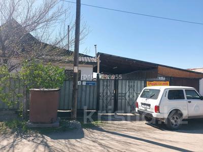 Отдельный дом · 4 комнаты · 78 м² · 7 сот., Берликожанова 70 — Находится возле участкового полиции за 18 млн 〒 в Талдыкоргане