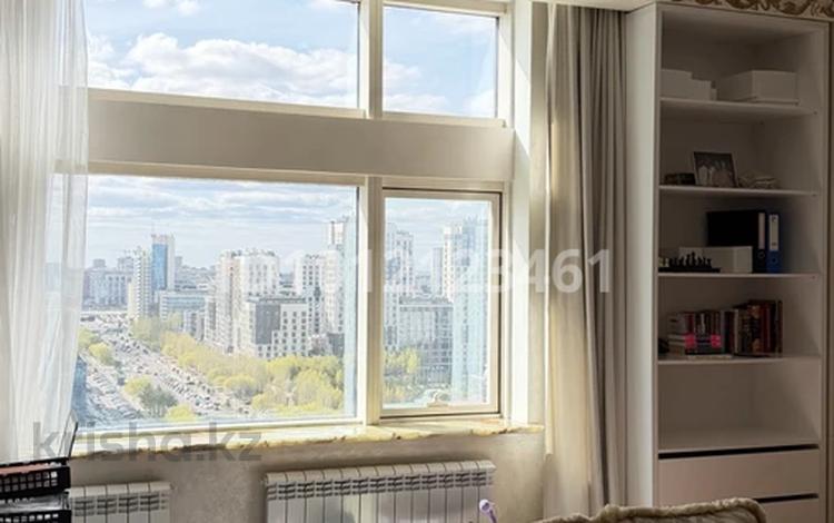2-комнатная квартира · 80 м² · 14/26 этаж, Кунаева 12 за 46 млн ₸ в Астане, Есильский р-н — фото 2