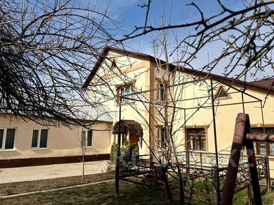 Отдельный дом · 7 комнат · 340 м² · 6.6 сот., мкр Наурыз за 95 млн ₸ в Шымкенте, Туран р-н