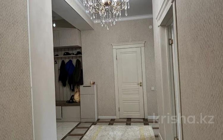 2-комнатная квартира · 70 м² · 2/5 этаж, ораза татеулы за 27 млн ₸ в Актобе — фото 2