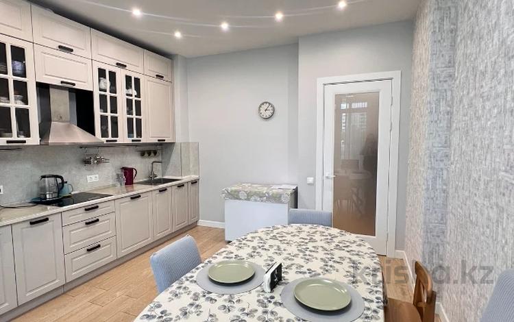 3-бөлмелі пәтер · 120 м² · 2/9 қабат, Туран 22/1, бағасы: 139 млн ₸ в Астане — фото 2