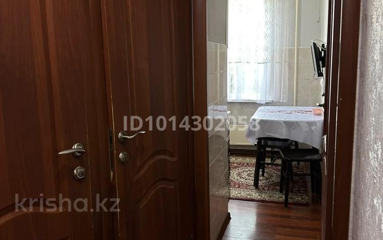 3-комнатная квартира · 68 м² · 4/5 этаж, Карасай батыра 178 за 300 000 ₸ в Алматы, Алмалинский р-н — фото 2