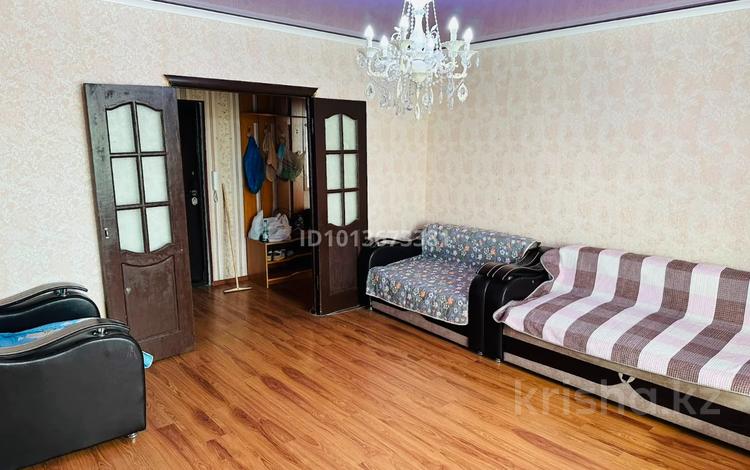 2-комнатная квартира · 54 м² · 9/9 этаж, мкр Юго-Восток, Мкр Гульдер 1 12 за 190 000 ₸ в Караганде, Казыбек би р-н — фото 3