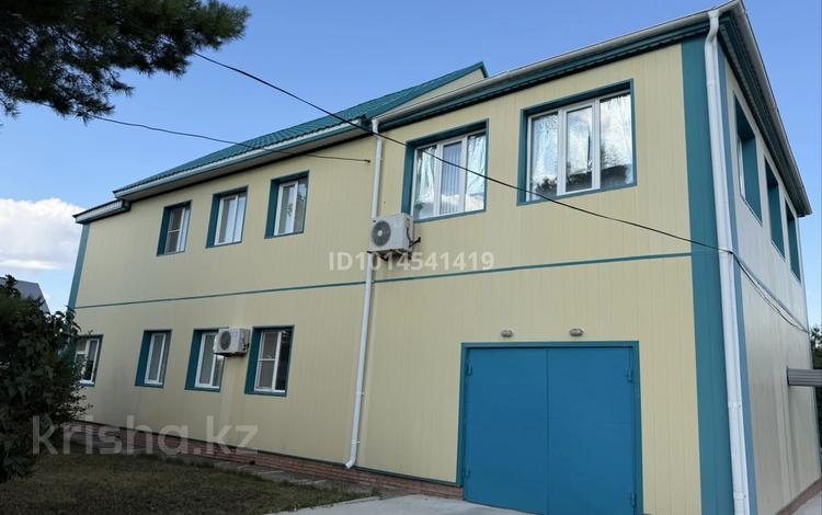 Жеке үй · 6 бөлме · 275 м² · 12.47 жүзд., Ахтанова 10, бағасы: 90 млн ₸ в Хромтау — фото 2