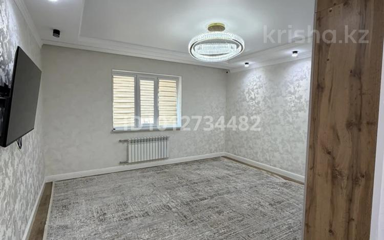 2-бөлмелі пәтер · 75 м² · 5/6 қабат, 39-й мкр 10, бағасы: 18 млн ₸ в Актау — фото 2