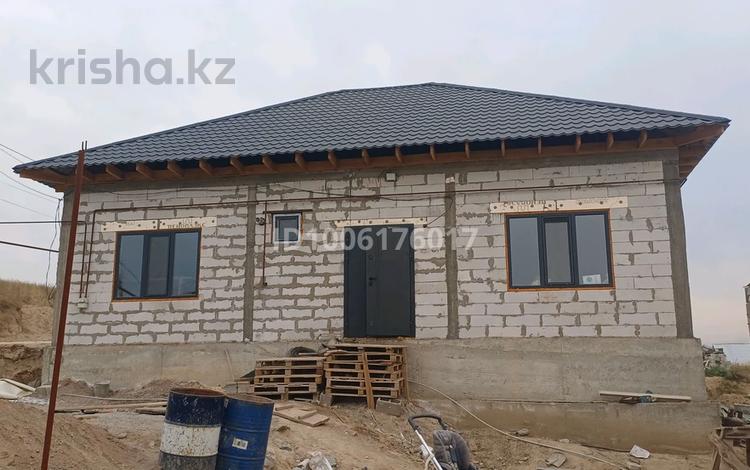 Отдельный дом · 5 комнат · 120 м² · 6 сот., 21-ый квартал 52 — Вдоль бакада за 31 млн 〒 в Кемертогане — фото 2