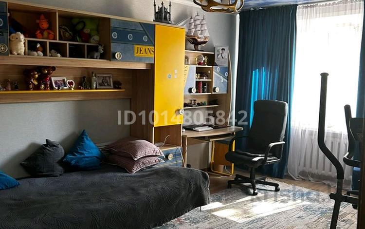 3-бөлмелі пәтер · 80.7 м² · 2/5 қабат, Байтұрсынова 4, бағасы: 30 млн ₸ в Аркалыке — фото 2