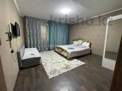 1-комнатная квартира · 41 м² · 8/10 этаж, Александр Затаевича 83 за 10 000 ₸ в Караганде, Казыбек би р-н