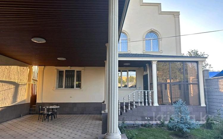 Отдельный дом · 6 комнат · 250 м² · 8 сот., Шемякина 344 за 1 млн ₸ в Алматы, Турксибский р-н — фото 2