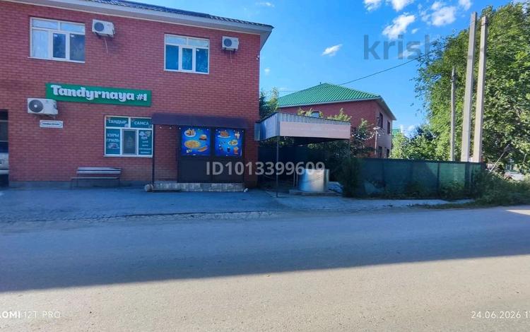 Свободное назначение, магазины и бутики, склады, общепит · 50 м² за 280 000 ₸ в Актобе, мкр 12 — фото 2