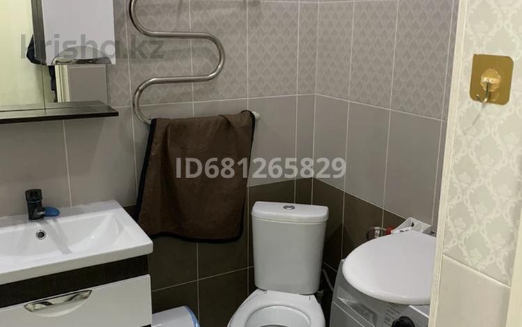 3-комнатная квартира · 78 м² · 3/6 этаж, 31Б мкр 18 за 190 000 ₸ в Актау — фото 2