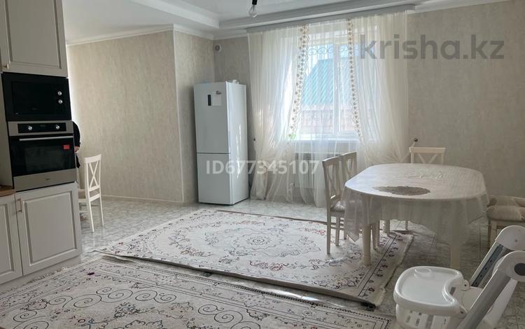 Жеке үй · 5 бөлме · 343 м² · 10 жүзд., Жибек жолы 362, бағасы: 49 млн ₸ в Актобе, жилой массив Заречный-3 — фото 2