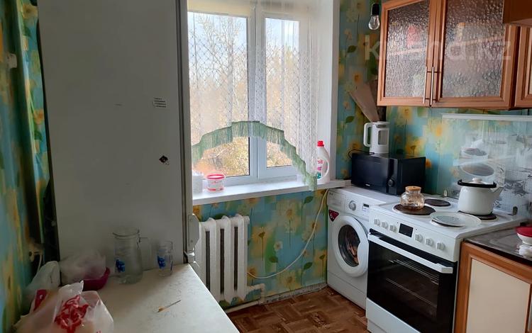 2-комнатная квартира · 44 м² · 5/5 этаж, Майкудук, 14й микрорайон 43 за 8 млн ₸ в Караганде, Алихана Бокейханова р-н — фото 3