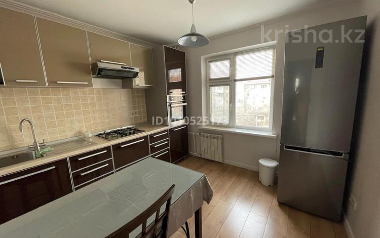3-комнатная квартира · 72 м² · 4/5 этаж, Сейфуллина (Владимирского) 20 за 330 000 〒 в Атырау — фото 6