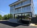 Свободное назначение, офисы, магазины и бутики, медцентры и аптеки · 920 м² за 4.6 млн ₸ в Шымкенте, Абайский р-н — фото 2