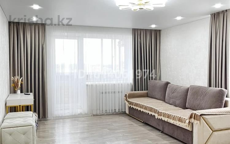 3-бөлмелі пәтер · 86.6 м² · 4/10 қабат, Ермекова 106/6 — Школа «10» , садик «Байтерек», бағасы: 32 млн ₸ в Караганде, Казыбек би р-н — фото 2