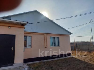 Отдельный дом · 4 комнаты · 106.5 м² · 10 сот., мкр Уркер за 45 млн 〒 в Астане, Нура р-н