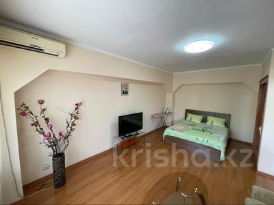 1-бөлмелі пәтер · 45 м² · 3/7 қабат, Абылай хана 74 — Гоголя, бағасы: 2 000 〒 в Алматы, Алмалинский р-н