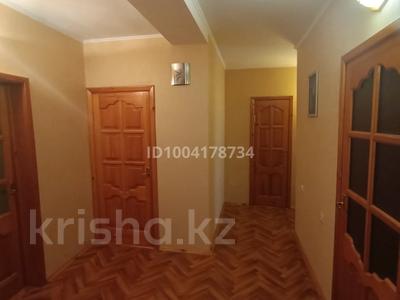 3-комнатная квартира · 78.7 м² · 5/5 этаж, Новый город, Пр-т Абая (бывш. Октябрьский бульвар) 4 — Областной акимат за 28 млн 〒 в Актобе