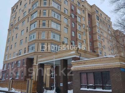 4-комнатная квартира · 124.1 м² · 4/9 этаж, мкр Михайловка , Аманжоловв 96/1 за 80 млн ₸ в Караганде, Казыбек би р-н