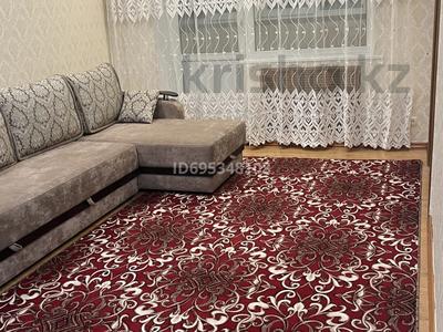 3-комнатная квартира · 70 м², мкр №10 А 66 за 300 000 ₸ в Алматы, Ауэзовский р-н