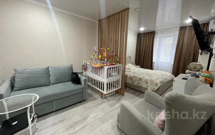 1-комнатная квартира, 32 м², 5/5 этаж, Мира 82 за 7 млн 〒 в Темиртау — фото 2